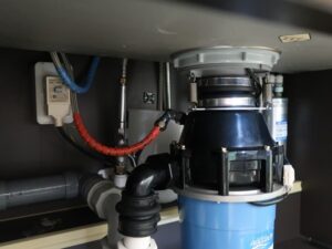 グローエ水栓を取付けてリッチなキッチン♫事前確認事項　ディスポーザー